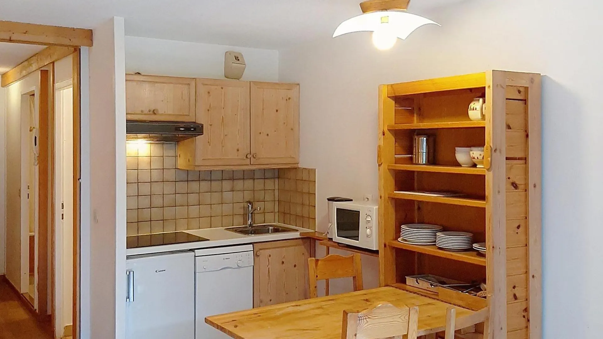 Studio Confort Au Centre De Val D'Isere Avec Balcon - Proche Pistes, Wifi, Local A Ski - Fr-1-518-113 0*, Val-dʼIsère